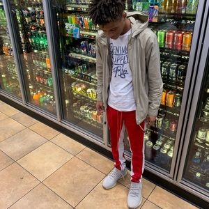 Meet your Posher, Justin